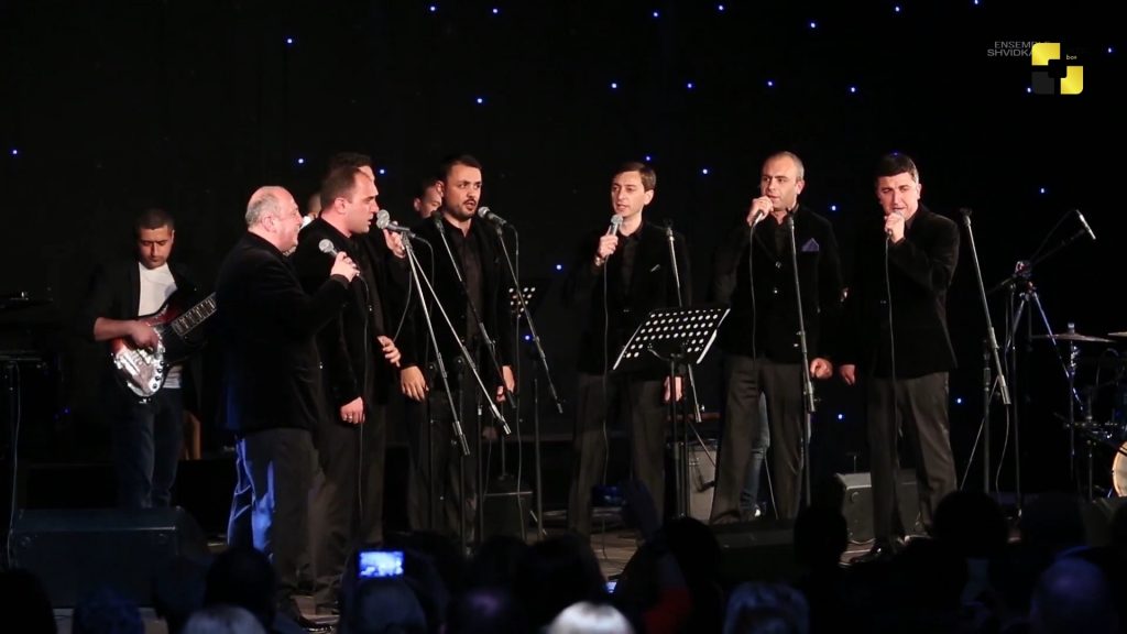 ანსამბლი „შვიდკაცა“ რადიო-ჰოლდინგ ფორტუნას ორი ახალი სიმღერით ეწვია