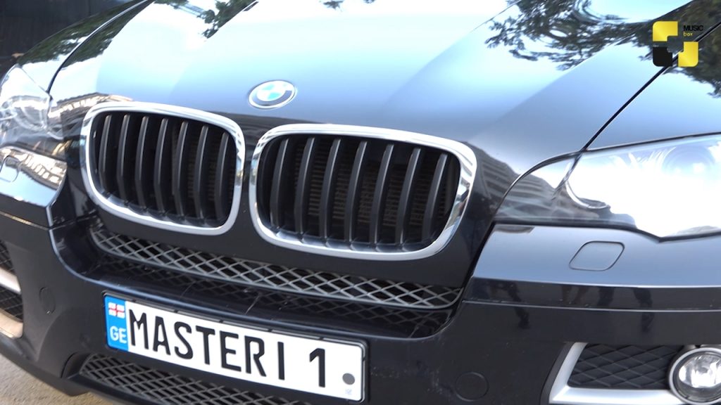 რატომ აჩუქა ირაკლი ფირცხალავამ მასტერს 10 000 ლარიანი სანომრე ნიშანი