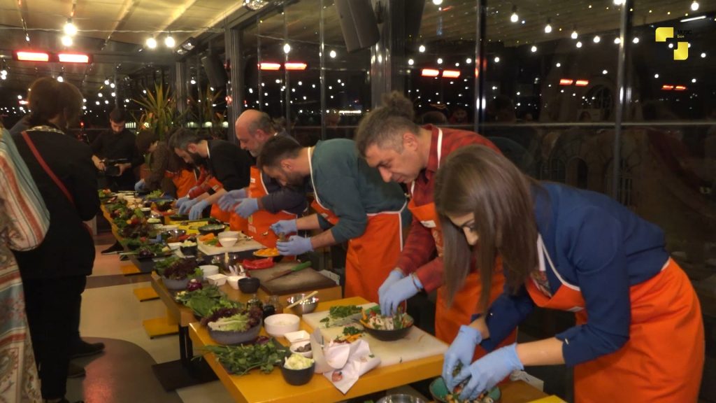 კულინარებად გადაქცეული მწერლები – “პალიტრა L”-მა ღონისძიება შეფ ლიტერატორი გამართა