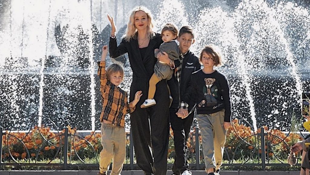 ანუკი არეშიძე: „ეს ოთხი ბიჭი ჩემი უდიდესი სტიმულია, ვიყო ჩემი საქმის ერთგული…“