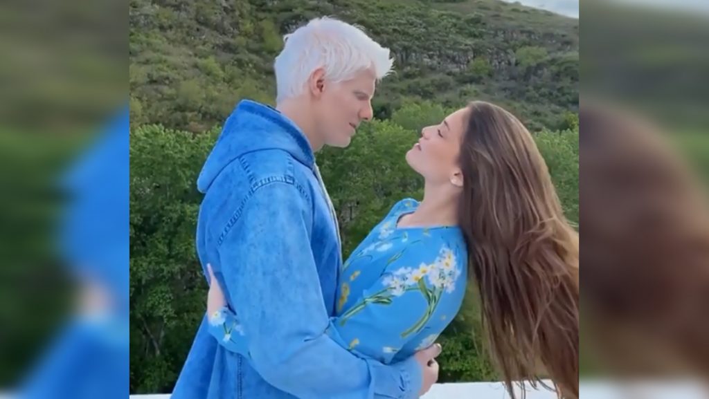 ბერას და ნანუკას ზღაპრული ვიდეო