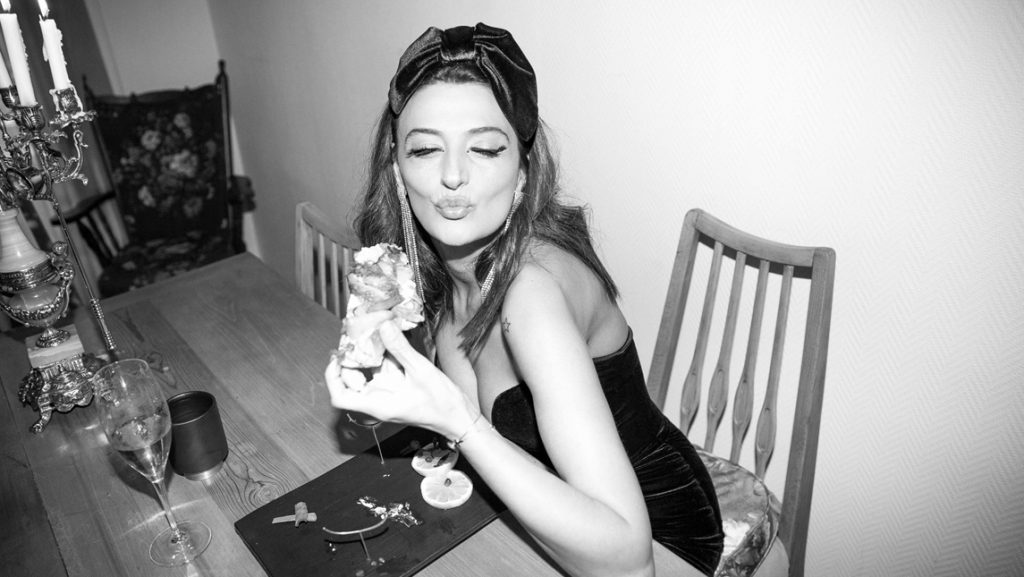 კრისტი ყიფშიძე 25 წელია, პოდიუმზე დგას – „ეს თარიღი ჩემი დაბადების დღესავით მიყვარს…“