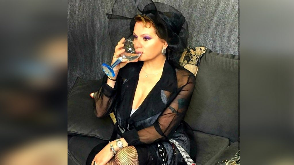 ლალი მოროშკინა: „იშვიათად ვიკბინები, რადგან საკუთარ შხამს ვუფრთხილდები – ჯერ მე მჭირდება…“