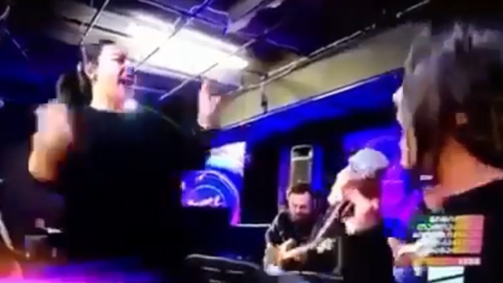 ვიდეო: ლელა წურწუმიას უცნაური მოძრაობები სოცქსელის ჰიტი გახდა