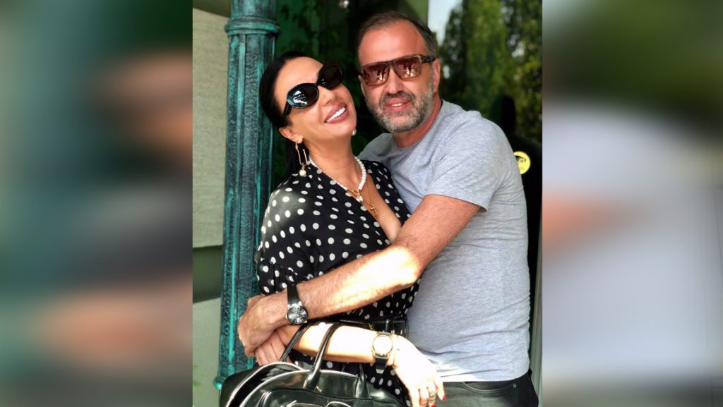 ვიდეო: რომელმა ცნობილმა მომღერალმა მიულოცა დაბადების დღე მამულიჩას შოკმანჟეთი