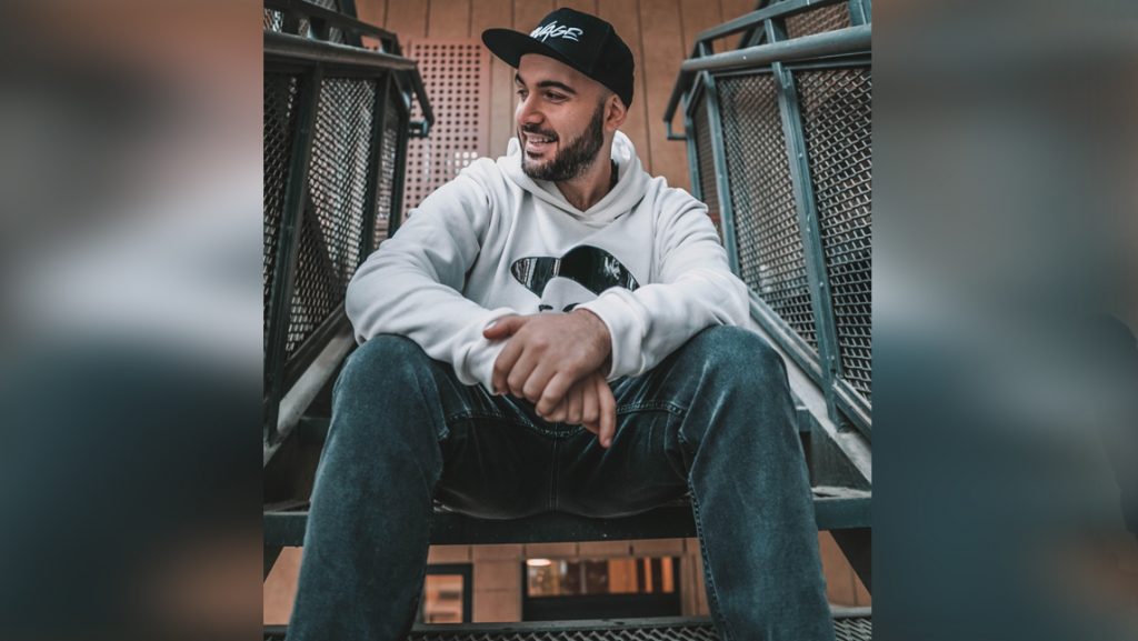 მასტერი: “ბირჟავიკობა” თუ დასაცინია, დუბაიში სხეულით ვაჭრობას რატომ არ ხდით დასაცინ ტრენდად?”