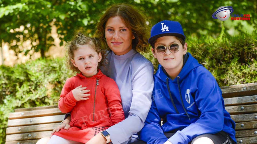 ნათია დუმბაძეს კონცერტები ესიზმრება – „შვილები რომ არა, არ ვიცი, როგორ გავიდოდა ეს დრო…“