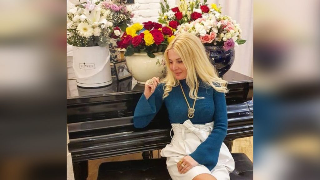 ნინო ნადირაძე: „ყველაფერი კარგი წინ გაქვთ – მეც არ ვიცოდი, სანამ 48-ის არ გავხდი“