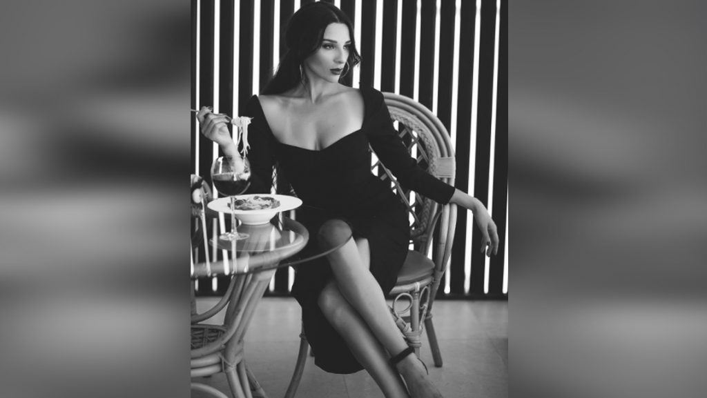 სალომე ჭაჭუას შავ-თეთრი ფოტოსესია დაბადების დღის აღსანიშნავად