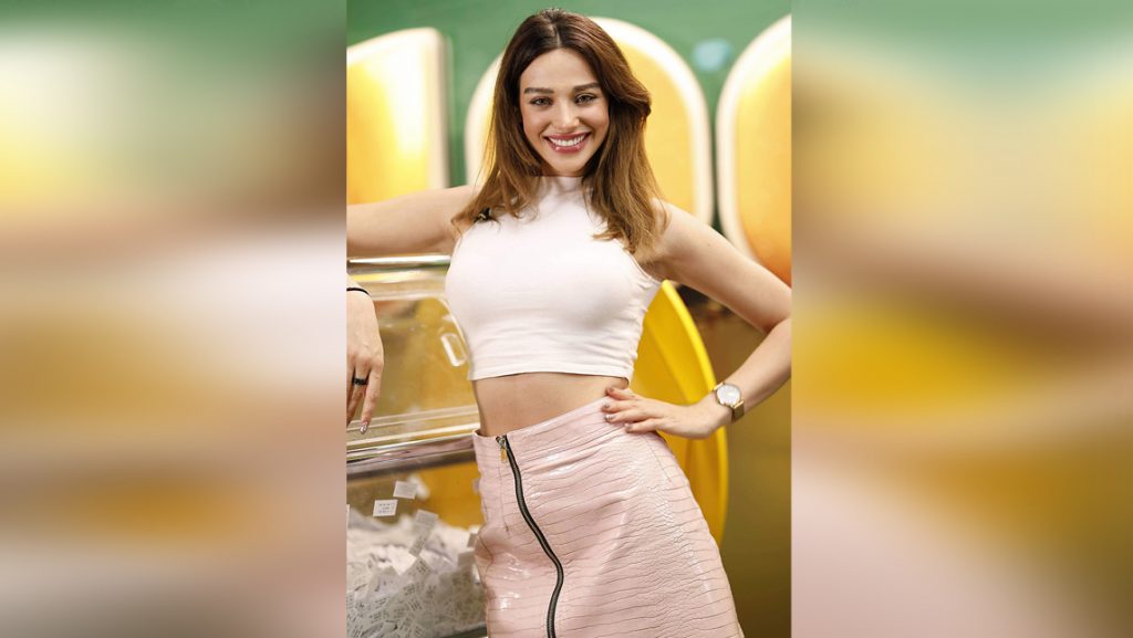 თათა გიორგობიანი: „ემოციების მართვა ჩემი ძლიერი მხარეა. ბევრი უტაქტო შენიშვნა მომითმენია და გამიტარებია…“