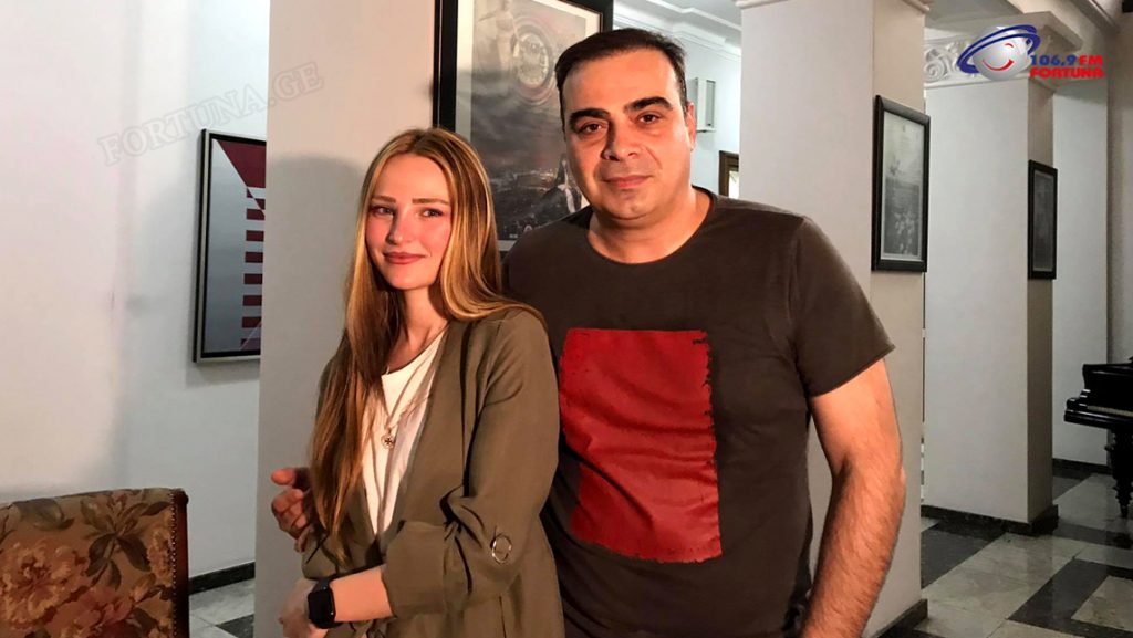 ცხელი ექსკლუზივი – დათო ხუჯაძის პირველი ფოტოები ახალშერთულ მეუღლესთან ერთად